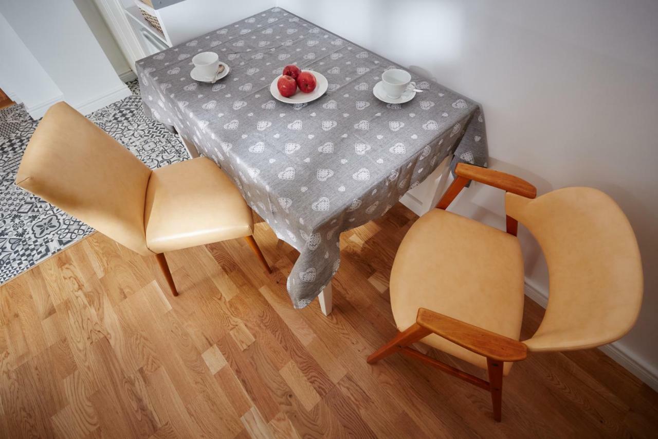 Apartment Place For Warschau
